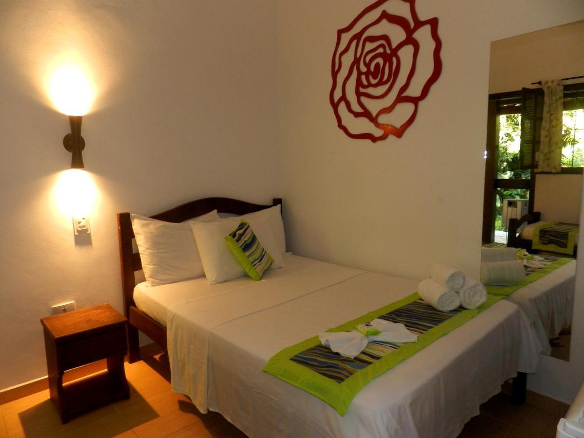 Hotel Bosques Do Massaguacu カラグァタトゥバ 部屋 写真
