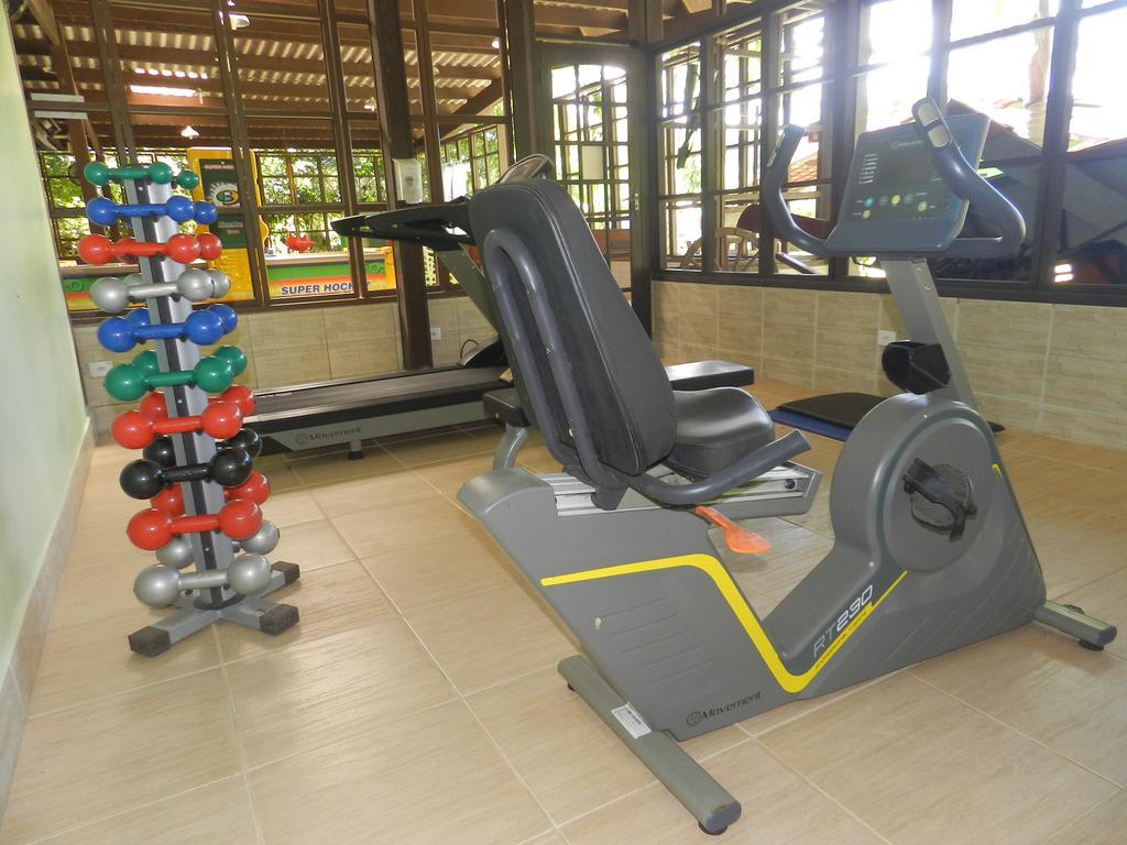 Hotel Bosques Do Massaguacu カラグァタトゥバ エクステリア 写真