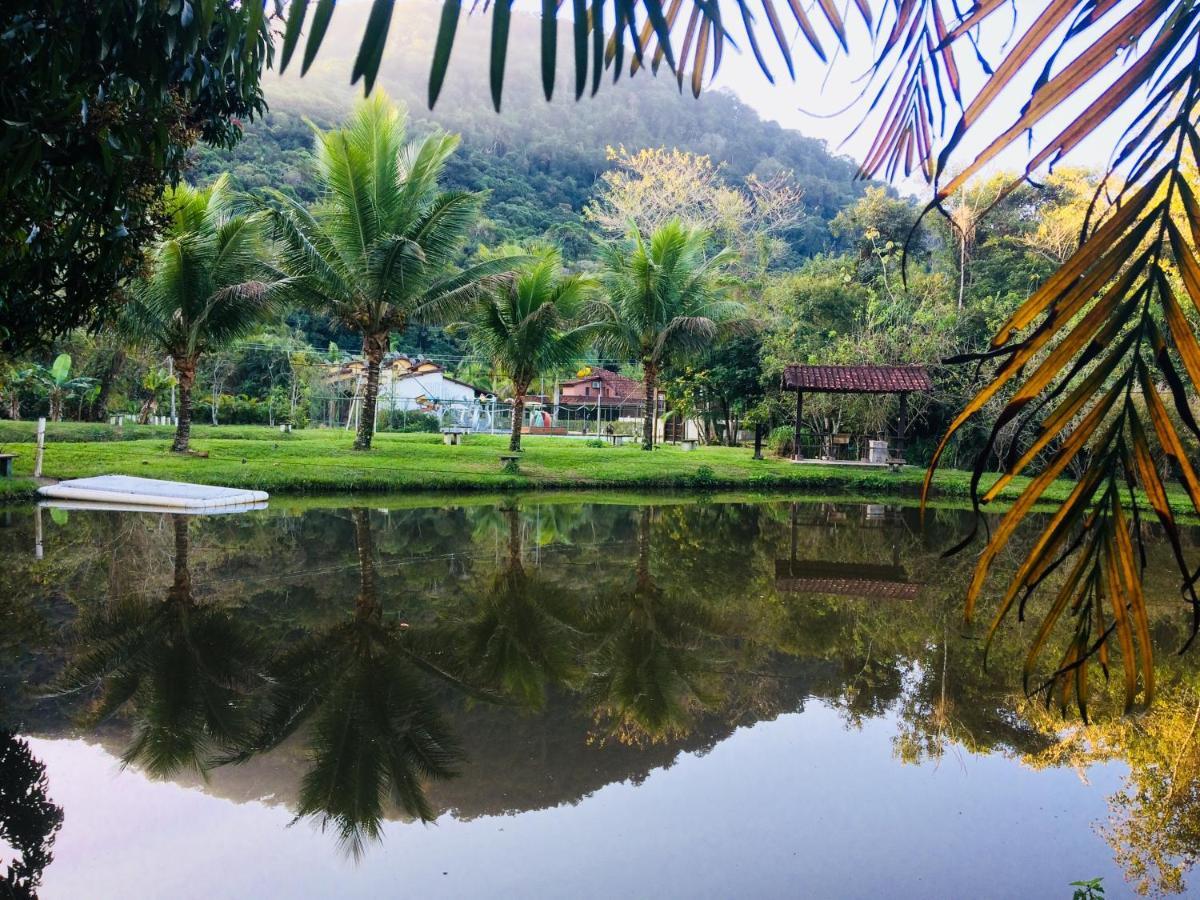 Hotel Bosques Do Massaguacu カラグァタトゥバ エクステリア 写真